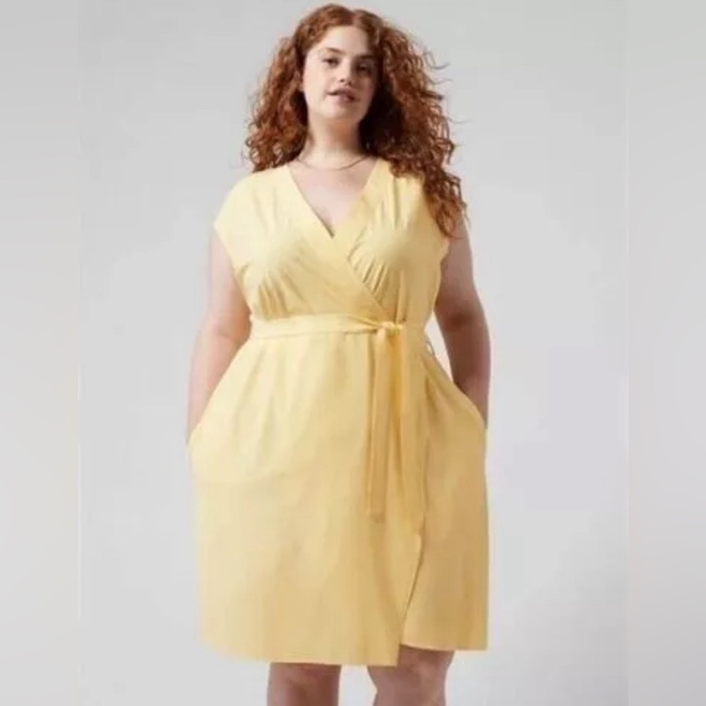 NWT Athleta Newport Wrap Dress City Stripe Lunaria Yellow Size 3X.